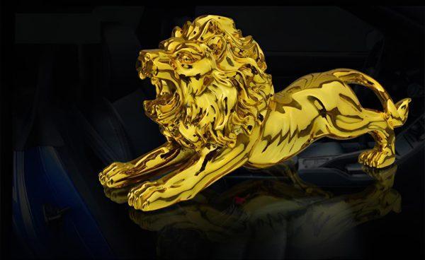 Royal Metal Lion – Symbol of Strength & Prestige for Car Dashboard & Office Decor